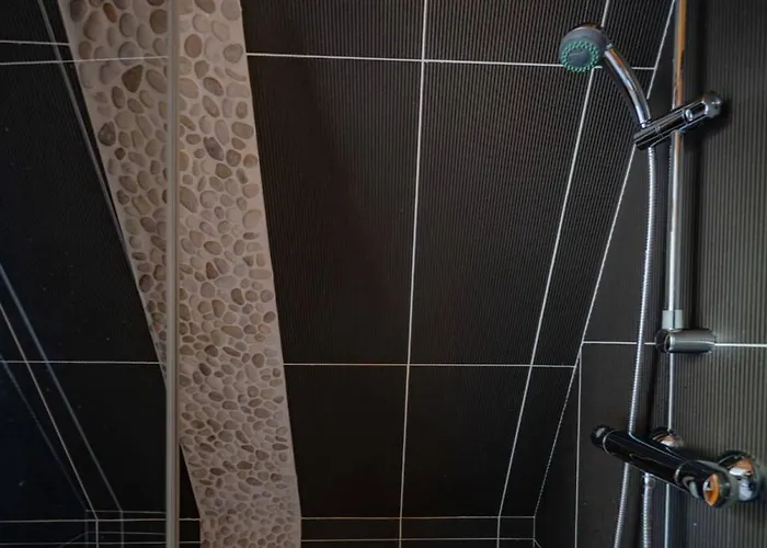 Astoria - Ultracentral 140m2 Balcons Vues Balneo Sauna * שאמוני