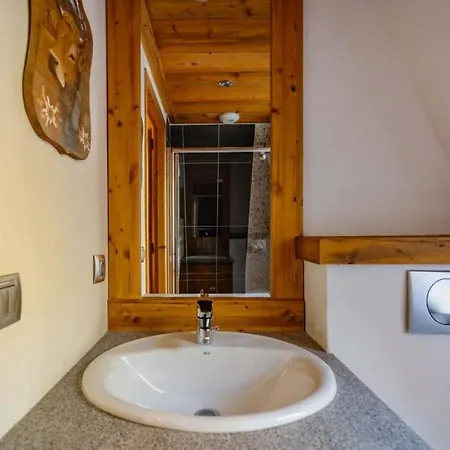 Astoria - Ultracentral 140m2 Balcons Vues Balneo Sauna Apartament