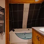 Astoria - Ultracentral 140m2 Balcons Vues Balneo Sauna *