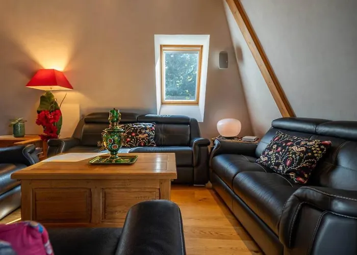 Astoria - Ultracentral 140m2 Balcons Vues Balneo Sauna Apartman