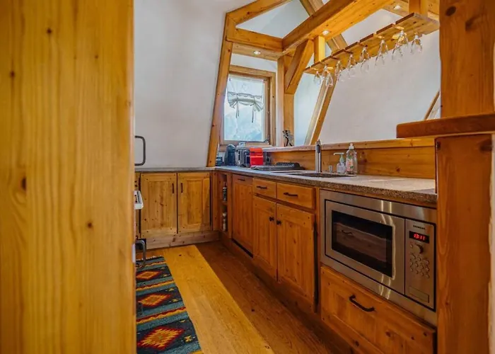 Astoria - Ultracentral 140m2 Balcons Vues Balneo Sauna Apartman